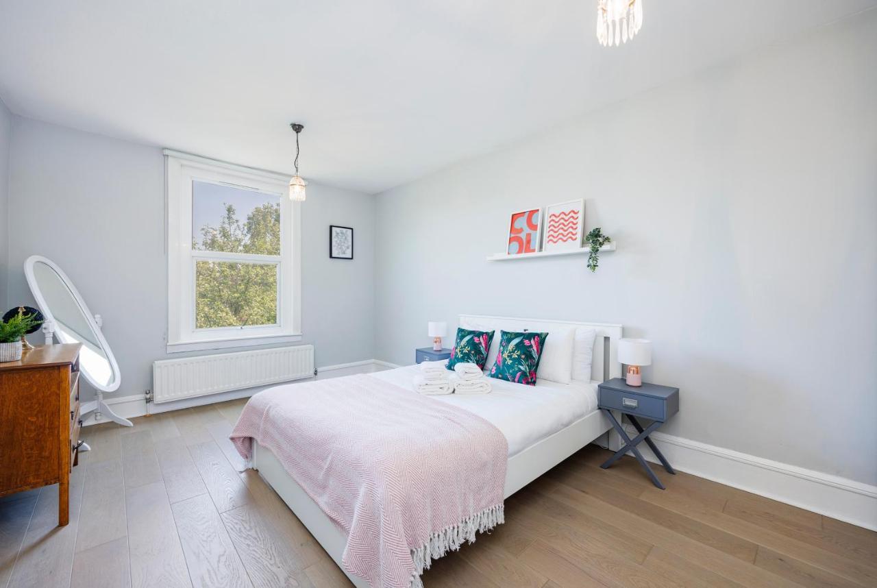 Welcomestay Colliers Wood Two Bed Apartment - Home Away From Home Londyn Zewnętrze zdjęcie